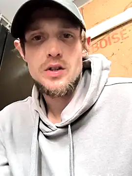 Snapshot of Midwestalpha chatting on 03.03.25 Midwestalpha online show from 03.03.25