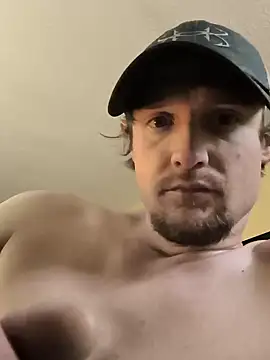 Snapshot of Midwestalpha chatting on 03.06.25 Midwestalpha online show from 03.06.25