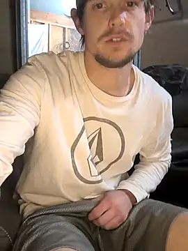 Snapshot of Midwestalpha chatting on 12.20.25 Midwestalpha online show from 12.20.25