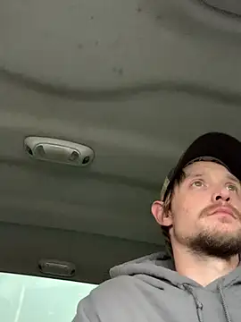 Snapshot of Midwestalpha chatting on 01.16.26 Midwestalpha online show from 01.16.26