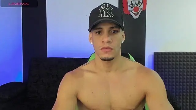 jhonnysnow17 online show from 02.13.25