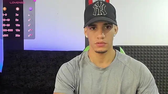 jhonnysnow17 online show from 02.13.25