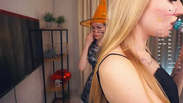 EllenReeves online show from 10.31.25