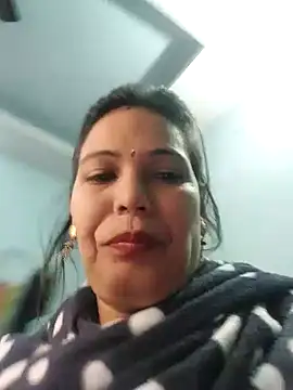 Poojabhabi101 online show from 12.20.24