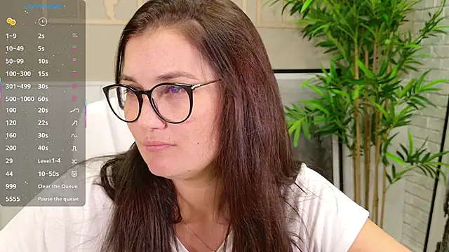 SelineSole online show from 09.15.25