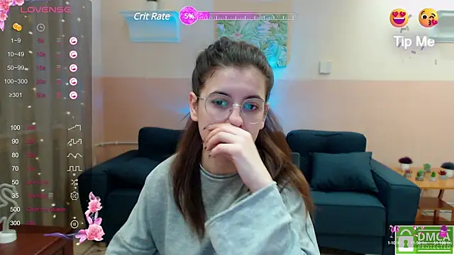 Snapshot of Aminabeatris chatting on 01.11.25 Aminabeatris online show from 01.11.25