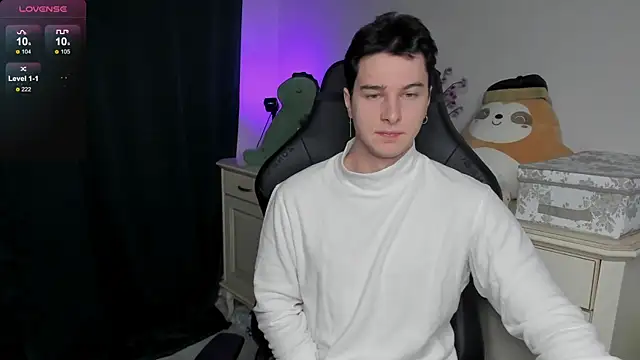 Vincent Strong online show from 12.14.25