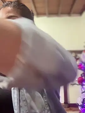 GigiiStone online show from 12.24.24