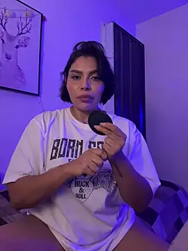 GigiiStone online show from 09.24.25