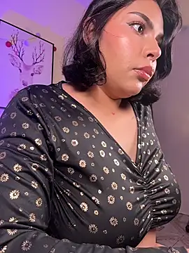 GigiiStone online show from 02.02.26