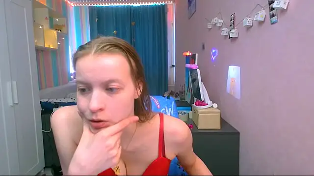   Aphrodita  wow   online show from 02.18.25