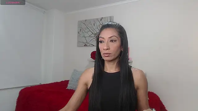 sofia perez    online show from 05.26.26