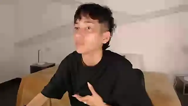 hot little bunny online show from 01.22.25