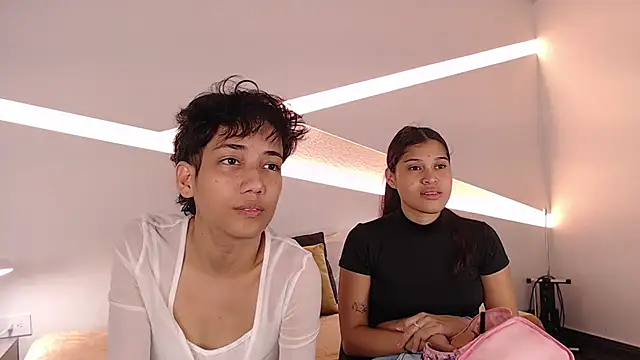 hot little bunny online show from 01.31.25