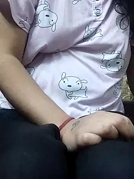 Snapshot of Doll_Nepali chatting on 10.31.25 Doll Nepali online show from 10.31.25