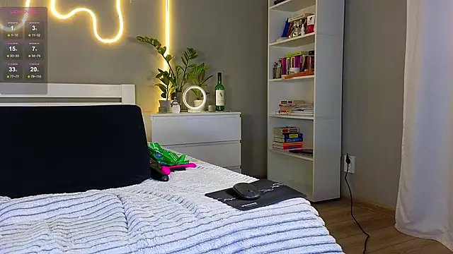 Snapshot of tanya_goddesss chatting on 12.20.24 tanya goddesss online show from 12.20.24