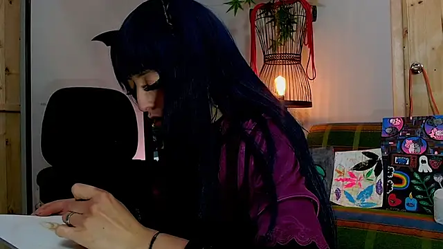 Snapshot of VickyJackson_ chatting on 12.10.24 VickyJackson  online show from 12.10.24