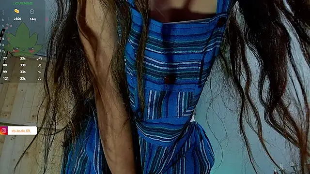 Snapshot of VickyJackson_ chatting on 02.05.25 VickyJackson  online show from 02.05.25