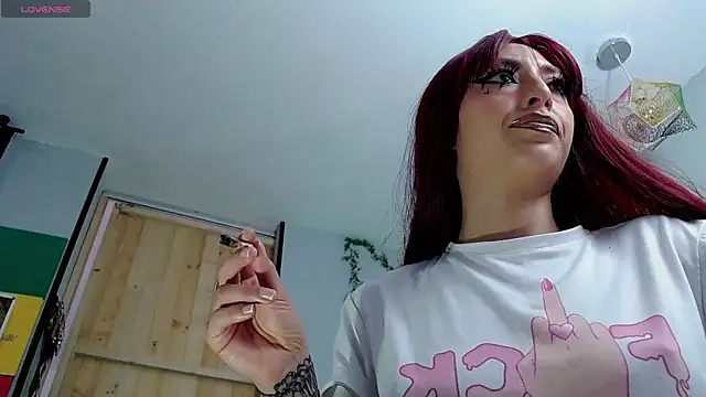 Snapshot of VickyJackson_ chatting on 02.12.25 VickyJackson  online show from 02.12.25