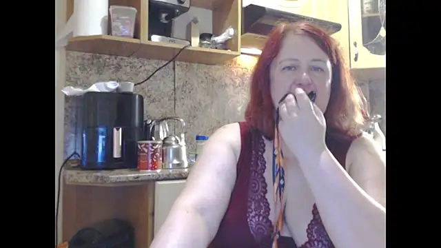 NikolRedMilf online show from 06.05.26