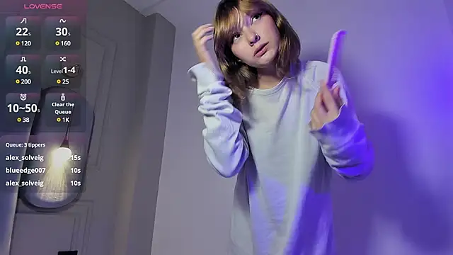 Snapshot of Ania_jones chatting on 03.11.25 Ania jones online show from 03.11.25