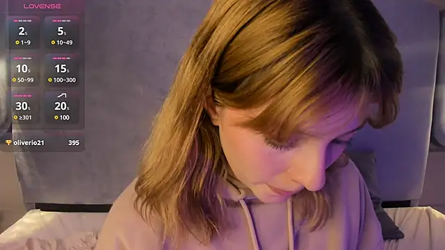 Snapshot of Ania_jones chatting on 03.13.25 Ania jones online show from 03.13.25