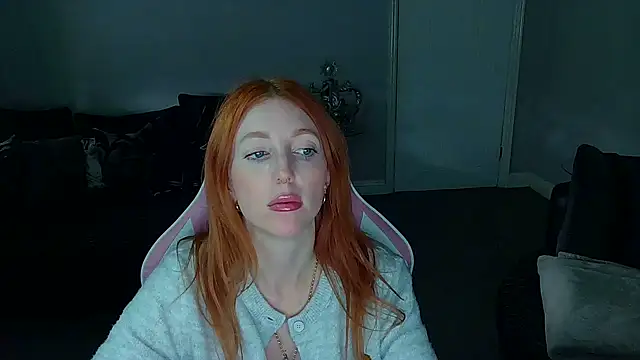Snapshot of Red_firesquirt chatting on 03.11.25 Red firesquirt online show from 03.11.25