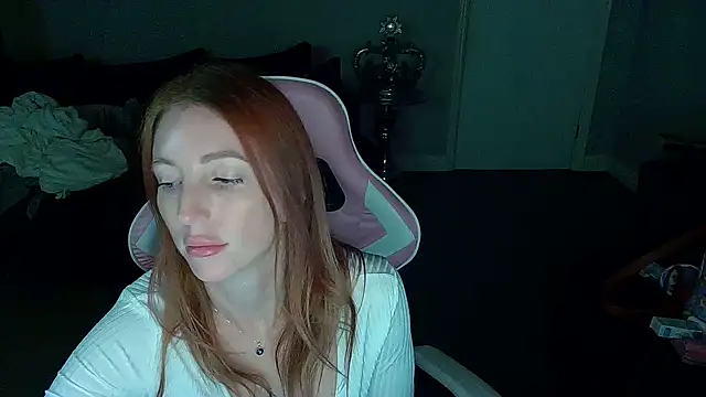 Red firesquirt online show from 01.13.26