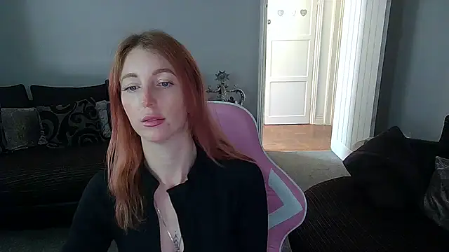 Red firesquirt online show from 04.27.26