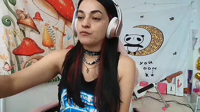 Snapshot of LovelyAzucena chatting on 06.10.26 LovelyAzucena online show from 06.10.26