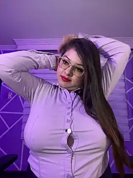 Snapshot of MiiaaJoness chatting on 02.19.25 MiiaaJoness online show from 02.19.25