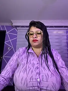 MiiaaJoness online show from 02.24.26