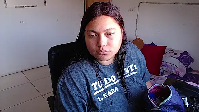 girl milk2 online show from 01.23.25