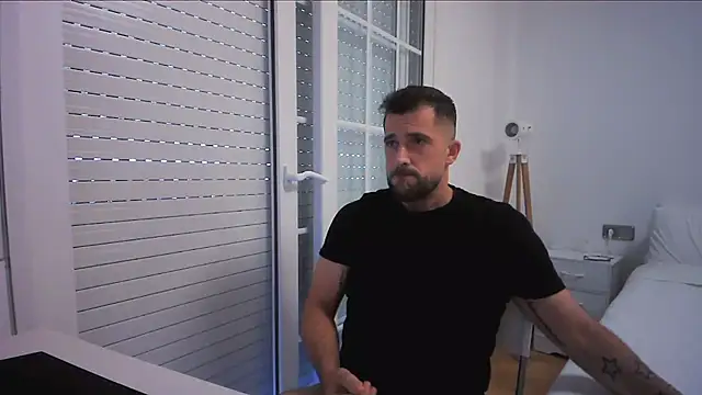 Snapshot of alex877x chatting on 07.06.26 alex877x online show from 07.06.26
