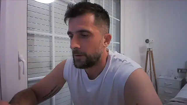 Snapshot of alex877x chatting on 07.07.26 alex877x online show from 07.07.26