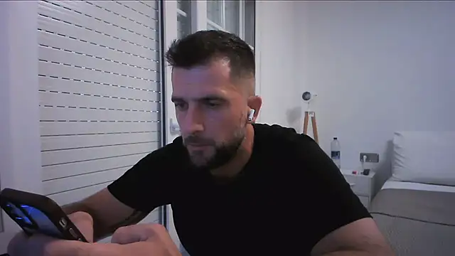 Snapshot of alex877x chatting on 07.18.26 alex877x online show from 07.18.26