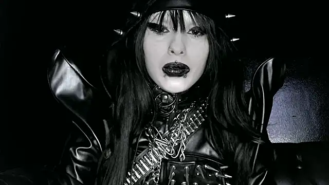 XXIOUX online show from 03.08.26