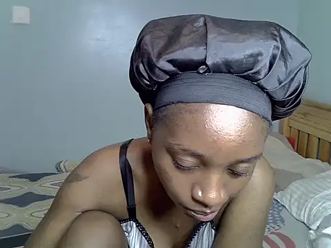 Snapshot of Enkarxx chatting on 03.10.25 Enkarxx online show from 03.10.25