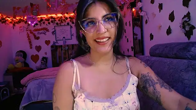 azahar  ziiz online show from 02.13.25