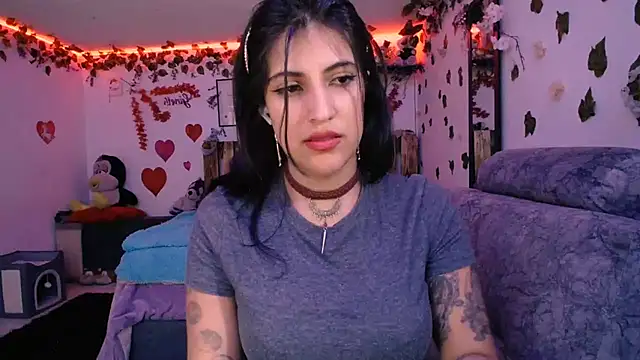 azahar  ziiz online show from 02.21.25