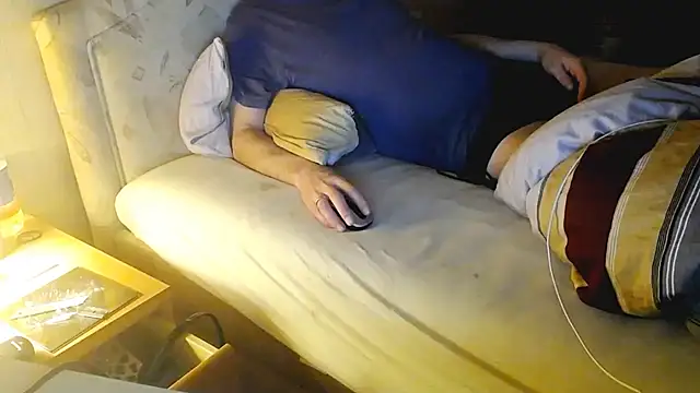 Snapshot of HornyRalfi55 chatting on 01.16.25 HornyRalfi55 online show from 01.16.25