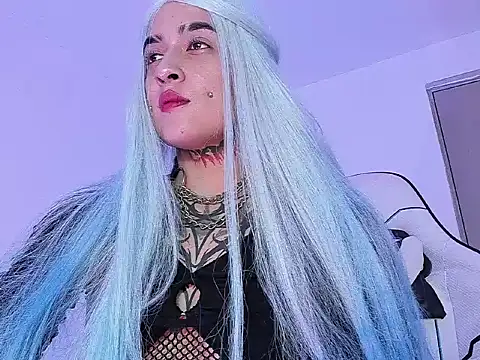sarah benjjaminn online show from 05.08.26