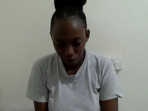 lizbela1 online show from 10.31.25