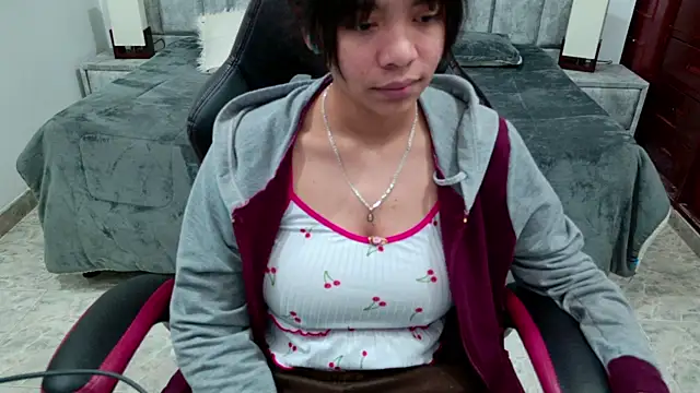 laureentt  online show from 06.09.26