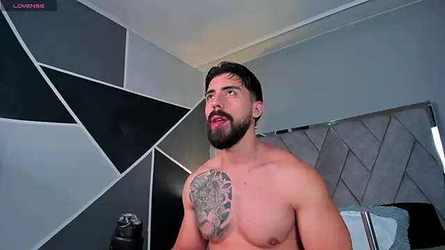 Snapshot of Markbrown chatting on 01.23.25 Markbrown online show from 01.23.25