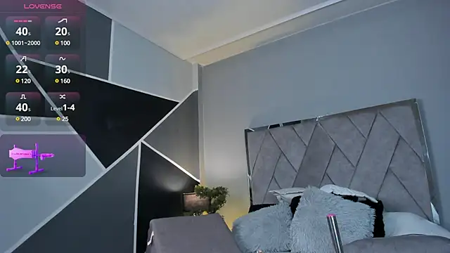 Snapshot of Markbrown chatting on 01.24.25 Markbrown online show from 01.24.25