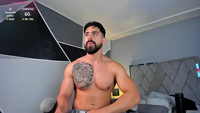 Snapshot of Markbrown chatting on 03.05.25 Markbrown online show from 03.05.25