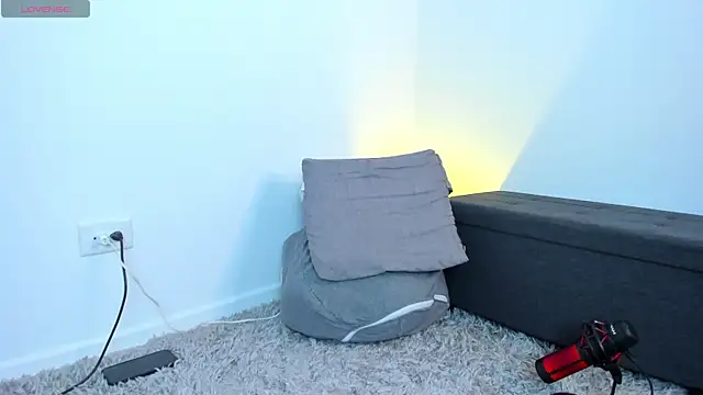 Snapshot of Markbrown chatting on 02.21.26 Markbrown online show from 02.21.26