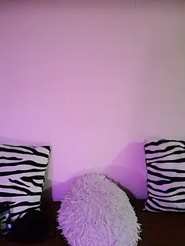 Felicia smok3 online show from 12.07.24