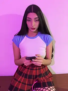 Felicia smok3 online show from 01.04.25